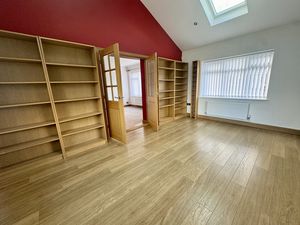 Family Room- click for photo gallery